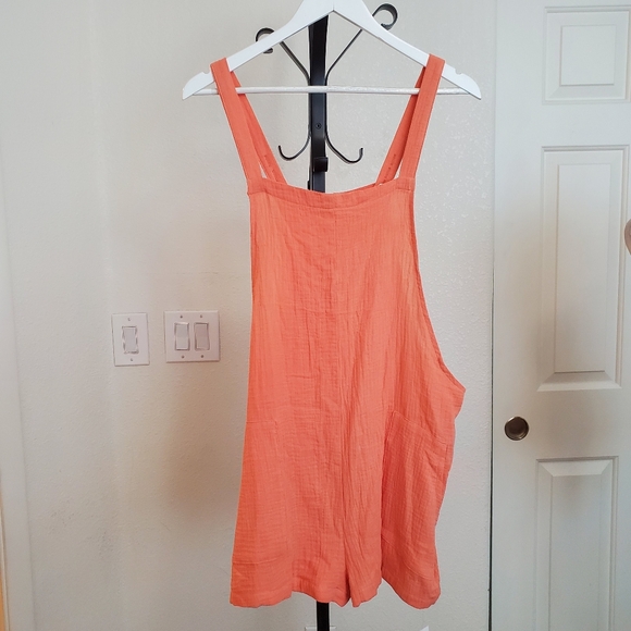 NWT Cupshe Orange Sleeveless Women's Romper, Medium - Picture 1 of 3